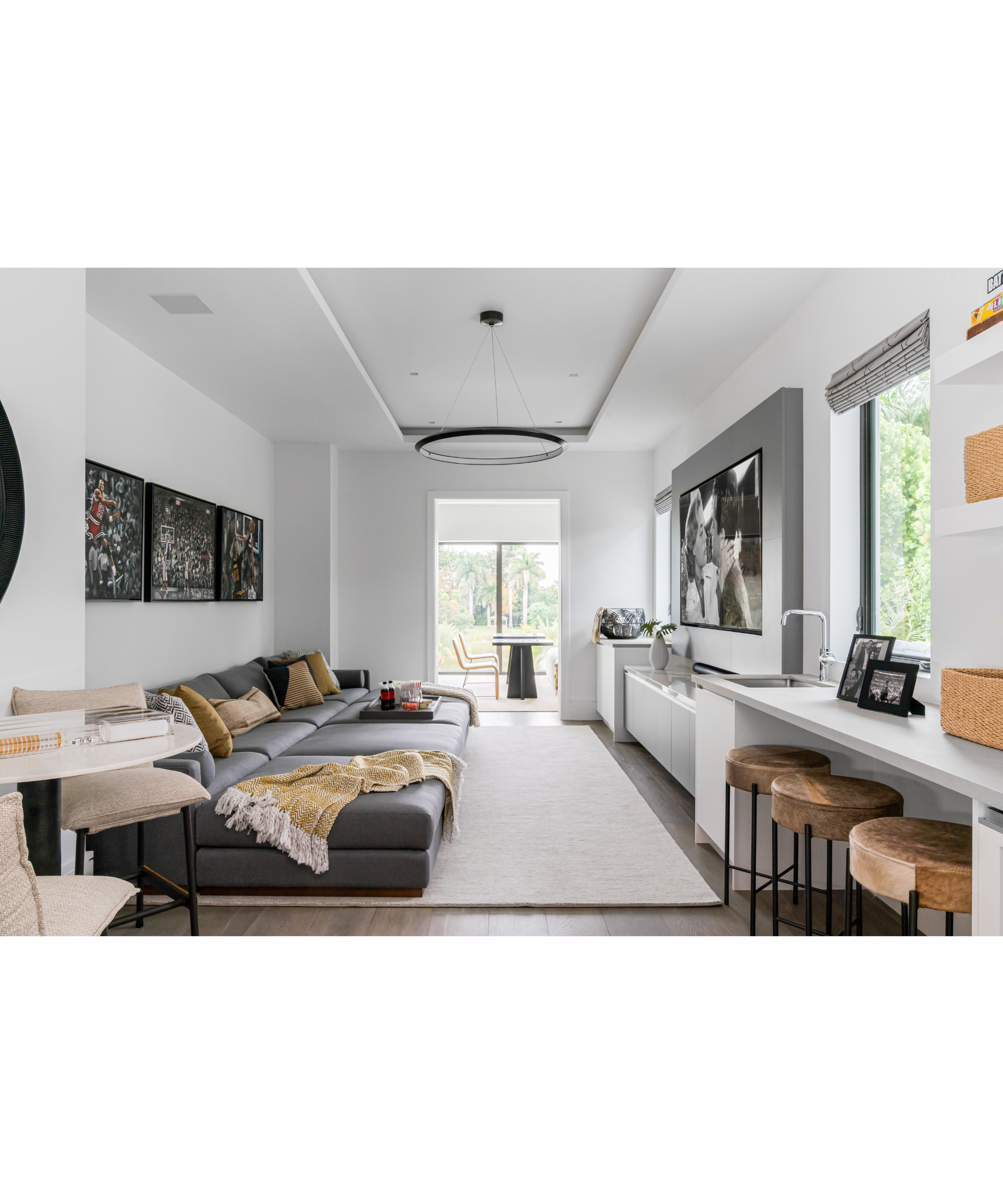 Krista + Home area for watching TV and sprawling