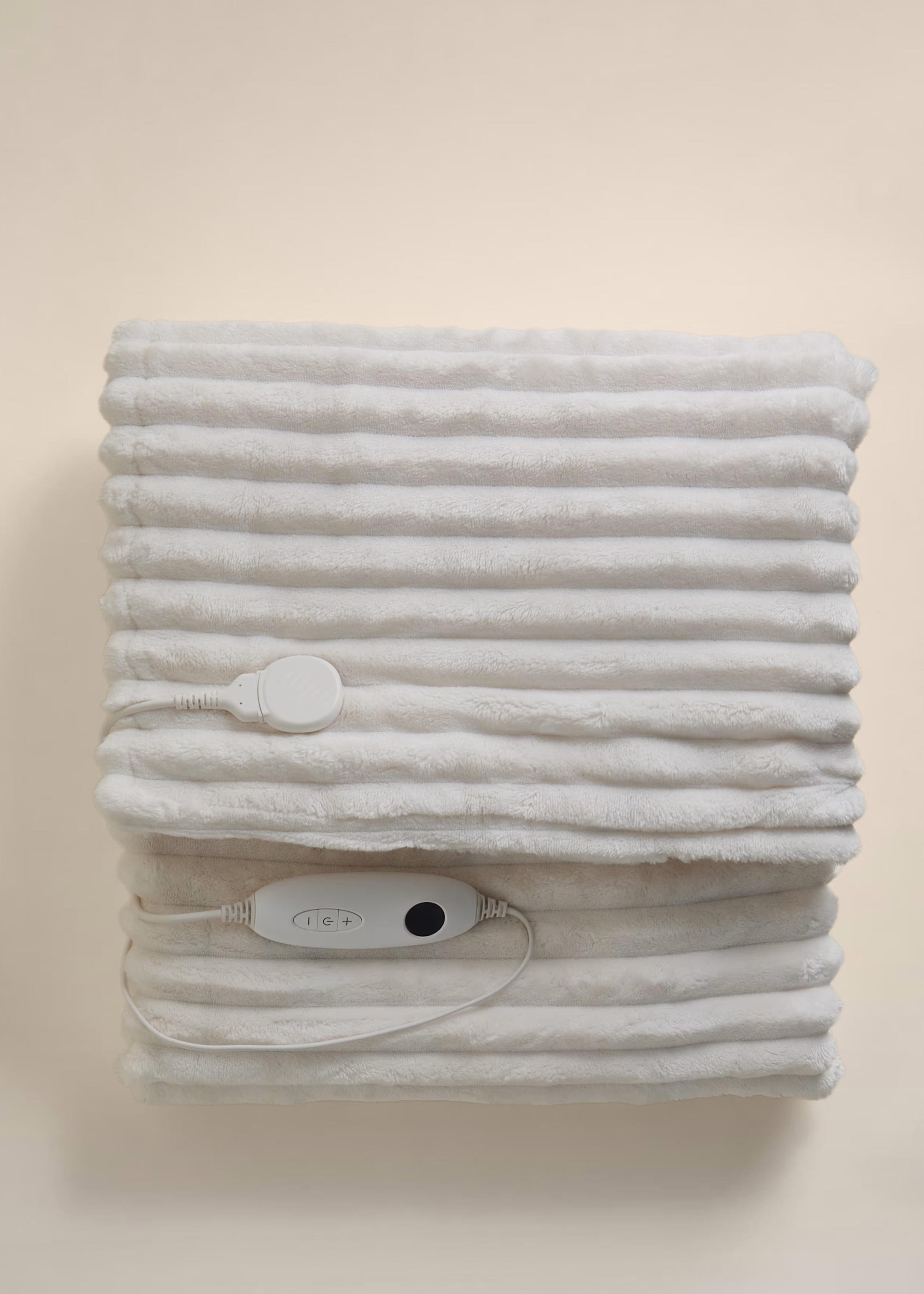 M&amp;amp;S, Ribbed Fleece Electric Throw