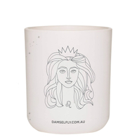 4. &nbsp;Damselfy Leo scented candle