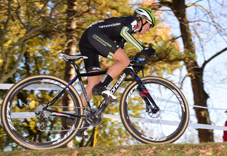 Katie Antonneau (Cannondale) riding one of the ridges on the Devou Park course