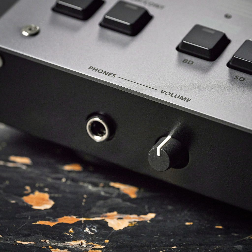 Roland TR-1000 Rhythm Creator