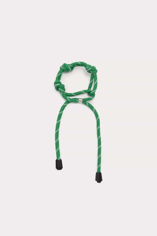 4N5iKT2yyC7mypvwzCXuS4-320-80 داخل Paracord Trend Miu Miu ومستشارو Camp Love