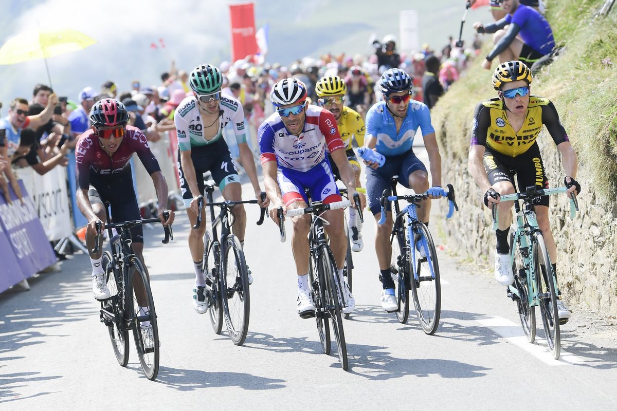 The GC favourites in the final kilometre of the Tourmalet