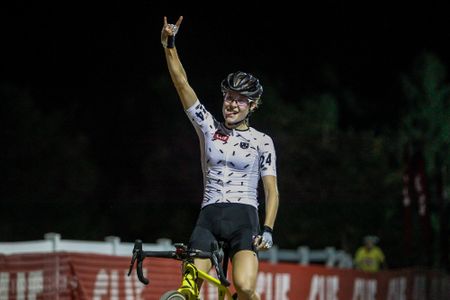 Maghalie Rochette (CX Fever) wins Reno Cross