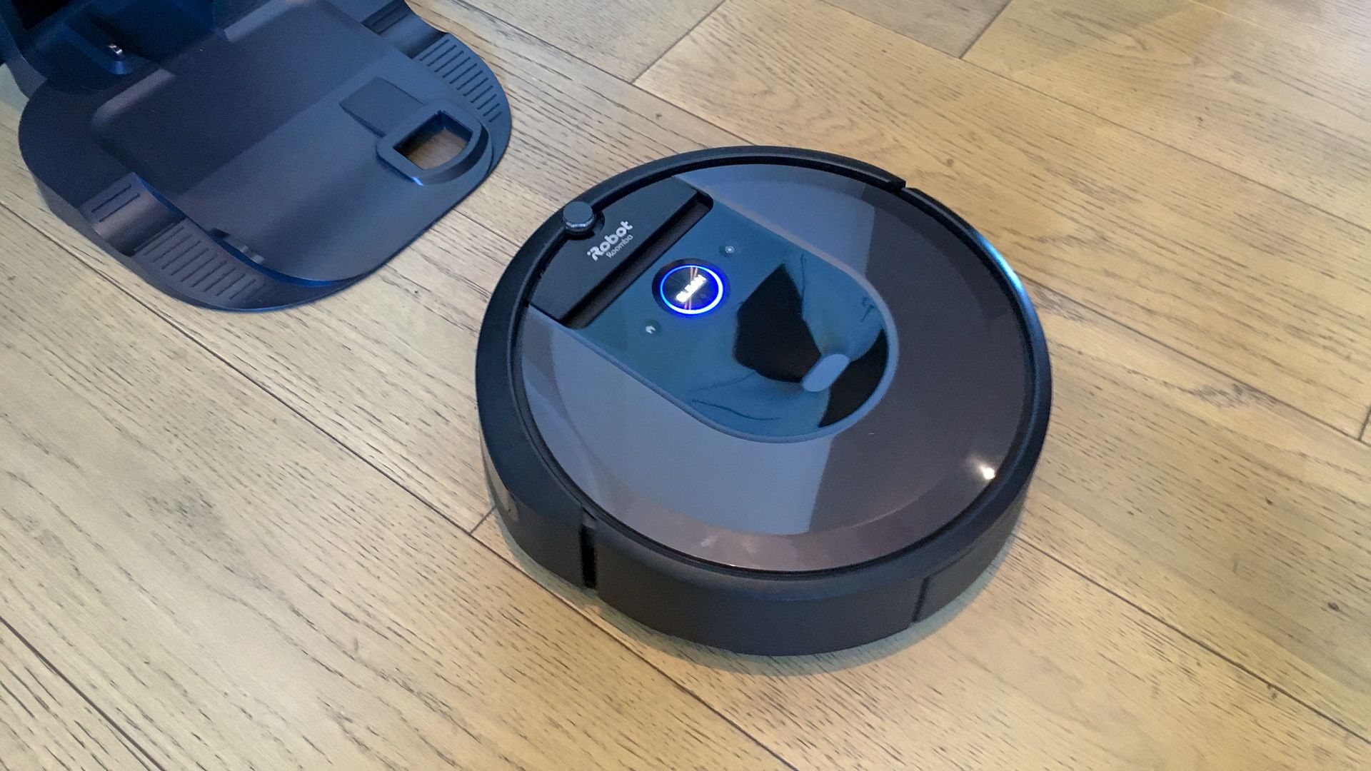 Пылесос Irobot Roomba I7 Купить