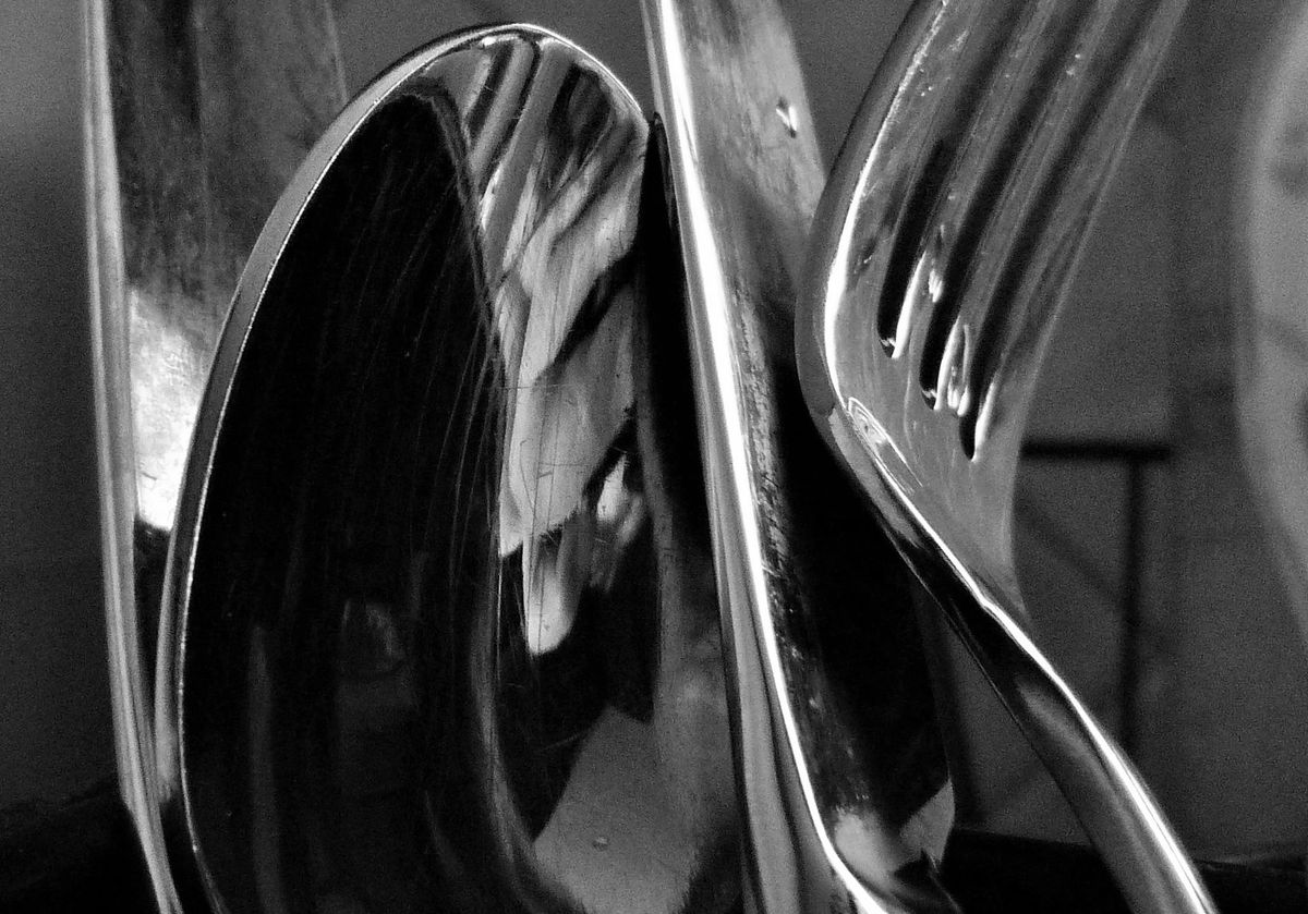 GuruShots - Powerful Black &amp; White Jan 26