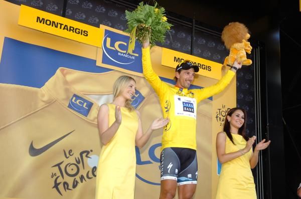 GC leader Fabian Cancellara (Saxo Bank) on the podium
