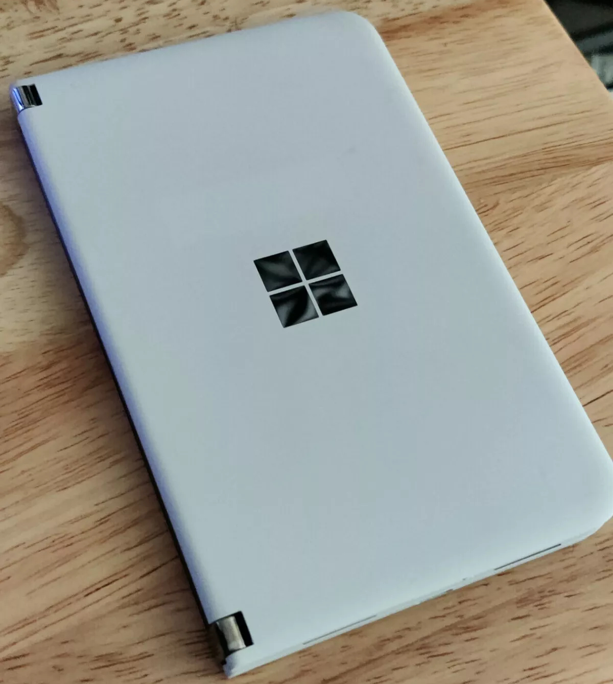 Microsoft Surface Duo leaked images