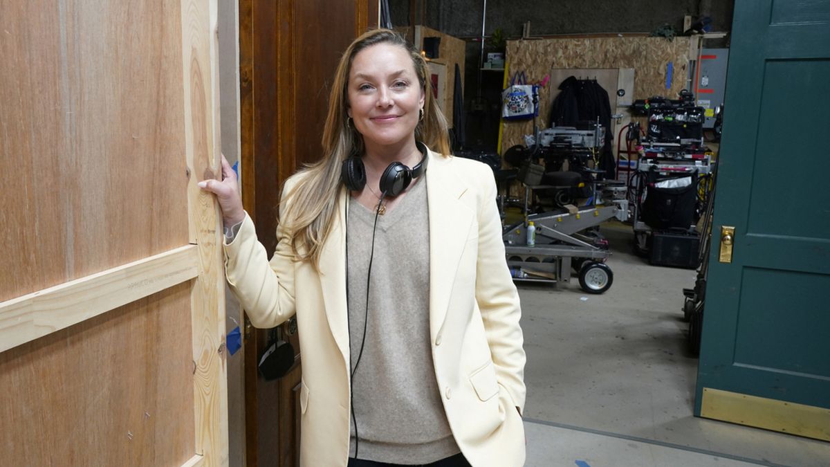 Elisabeth Rohm directing Law and Order