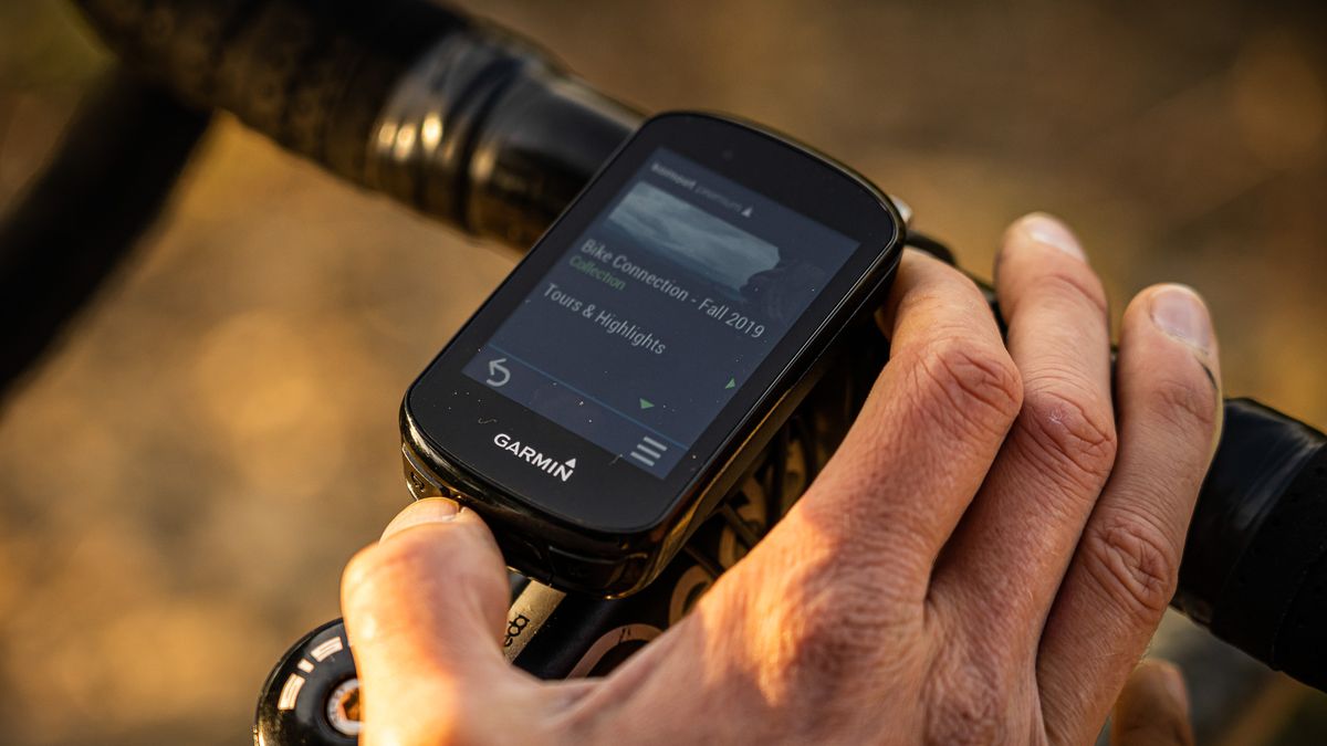 Komoot launches new Discover features with a new map interface and