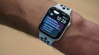 Apple Watch Series 4 Siri