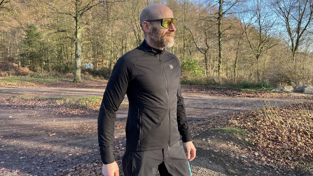 Giro Cascade Insulated Jacket review is this love/hate option for you