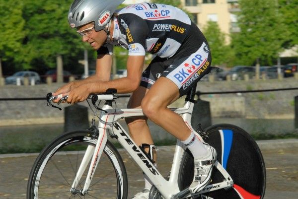 Niels Albert (BKCP-Powerplus) time trials to an eventual Boucles de la Mayenne stage win.