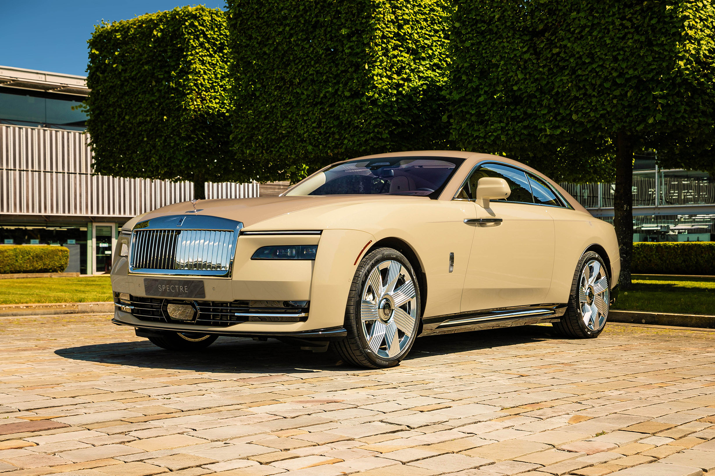 Images of the Rolls-Royce Spectre 'Bailey'