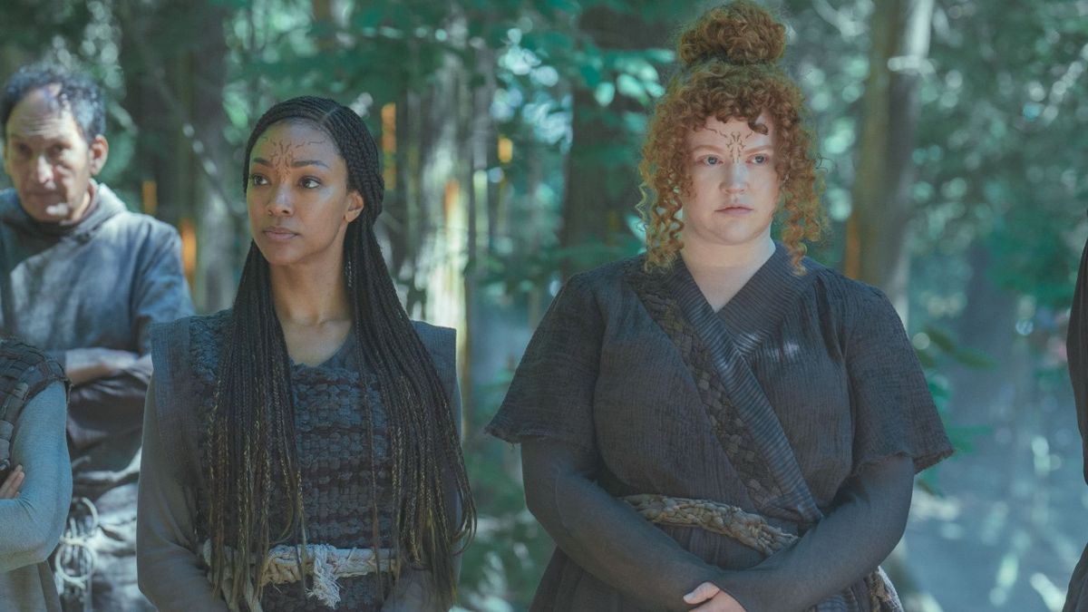 Star Trek: Discovery’s Mary Wiseman Knows She And Sonequa Martin-Green ...