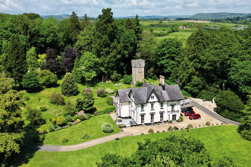 Houses for sale for around &pound;1m &ndash; Penybont Hall, Llandrindod, Wells, Powys