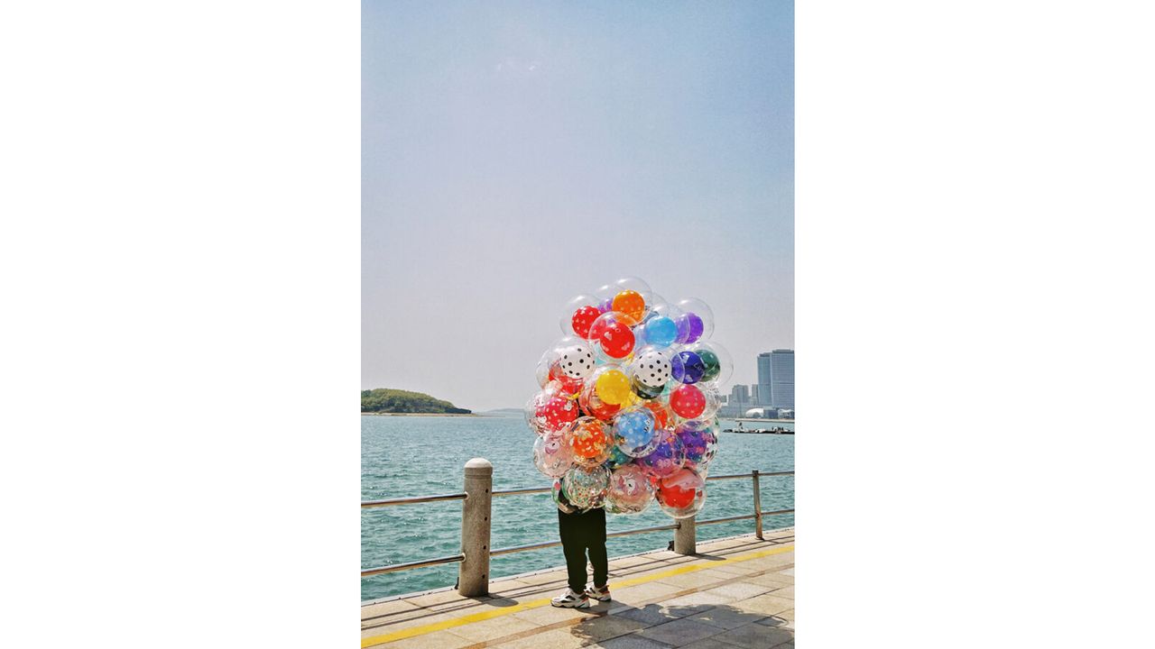 IPPAWARDS - Lingbo-Wang - Balloon Head