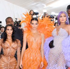 most dramatic kardashian red carpet moments