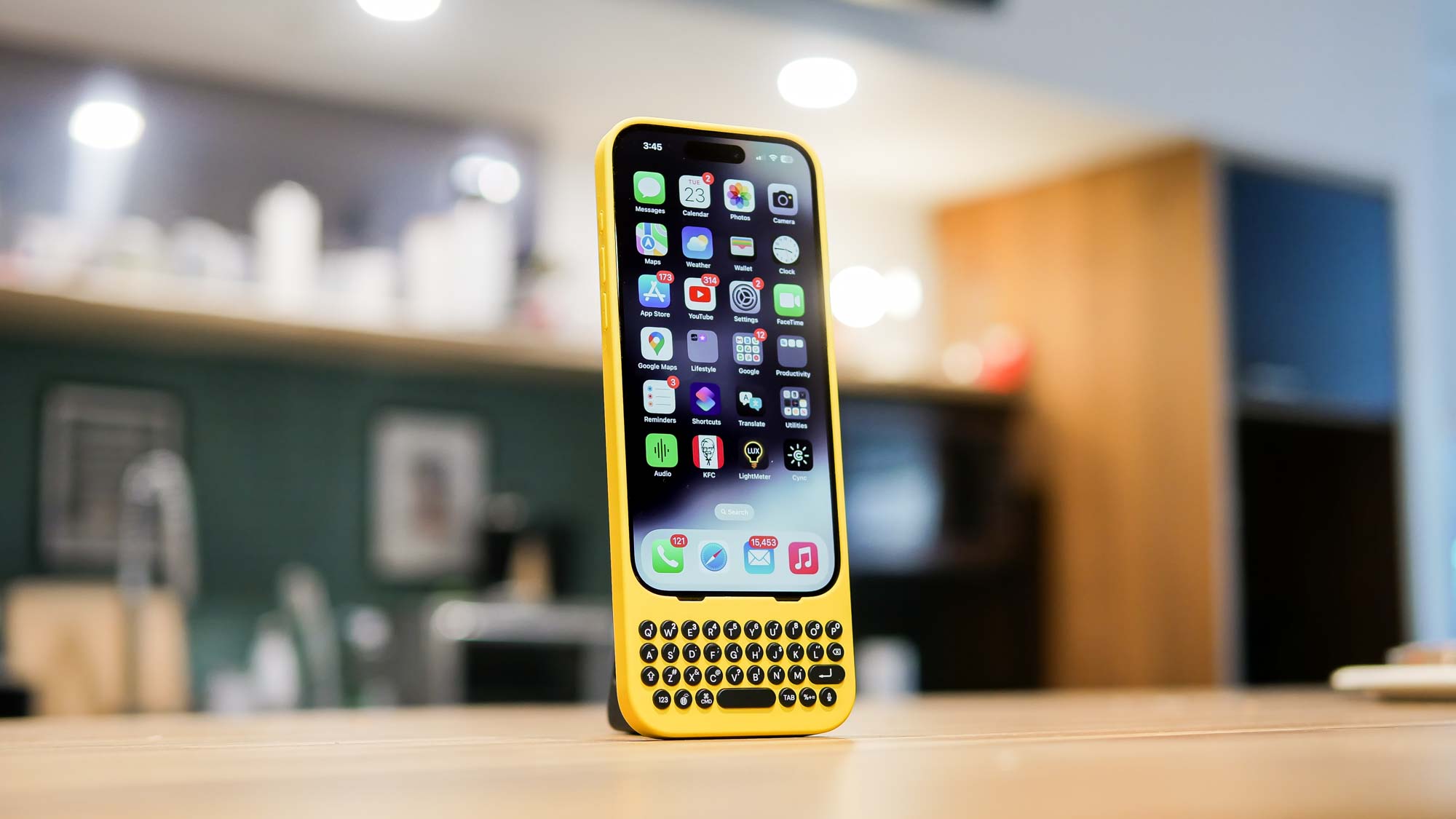 Clicks Keyboard being used with iPhone 15 Pro.