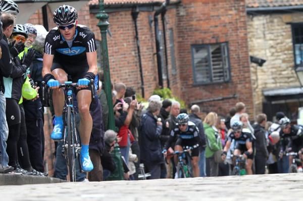 Ben Swift (Team Sky) leads teammates Russell Downing and Geraint Thomas on the Michaelgate climb