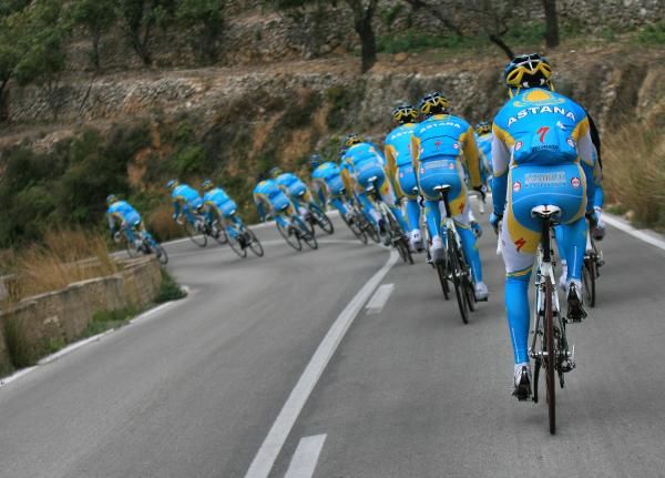 Astana descend together on their training ride in Spain