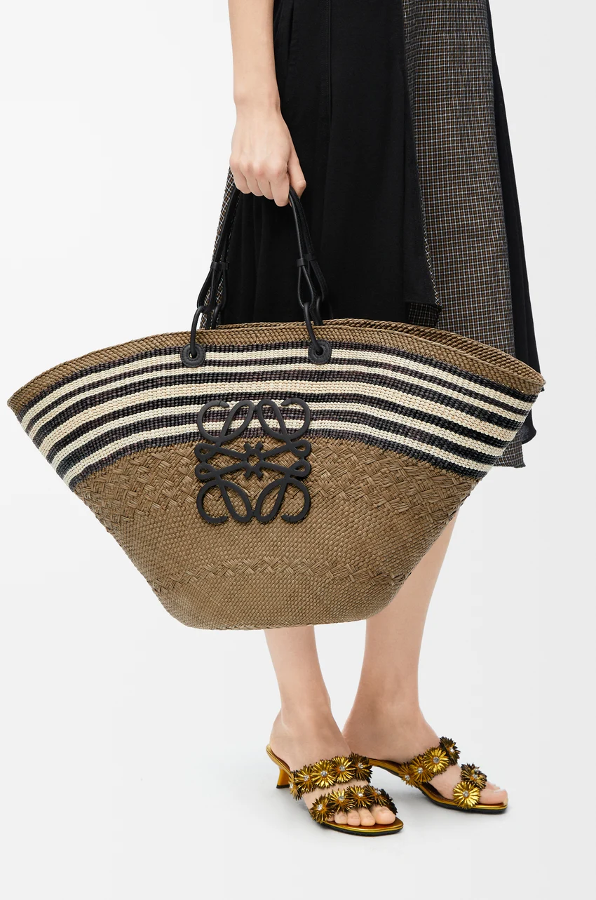 Loewe, Basket Bag in Palm Leaf and Calfskin