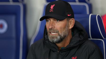 Jürgen Klopp watching a match