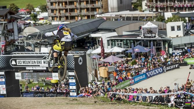 Rachel Atherton (GBr) GT Factory Racing