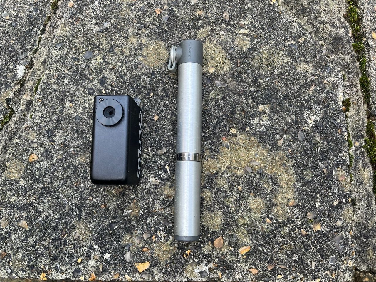 Cycplus Cube Mini Tyre Inflator