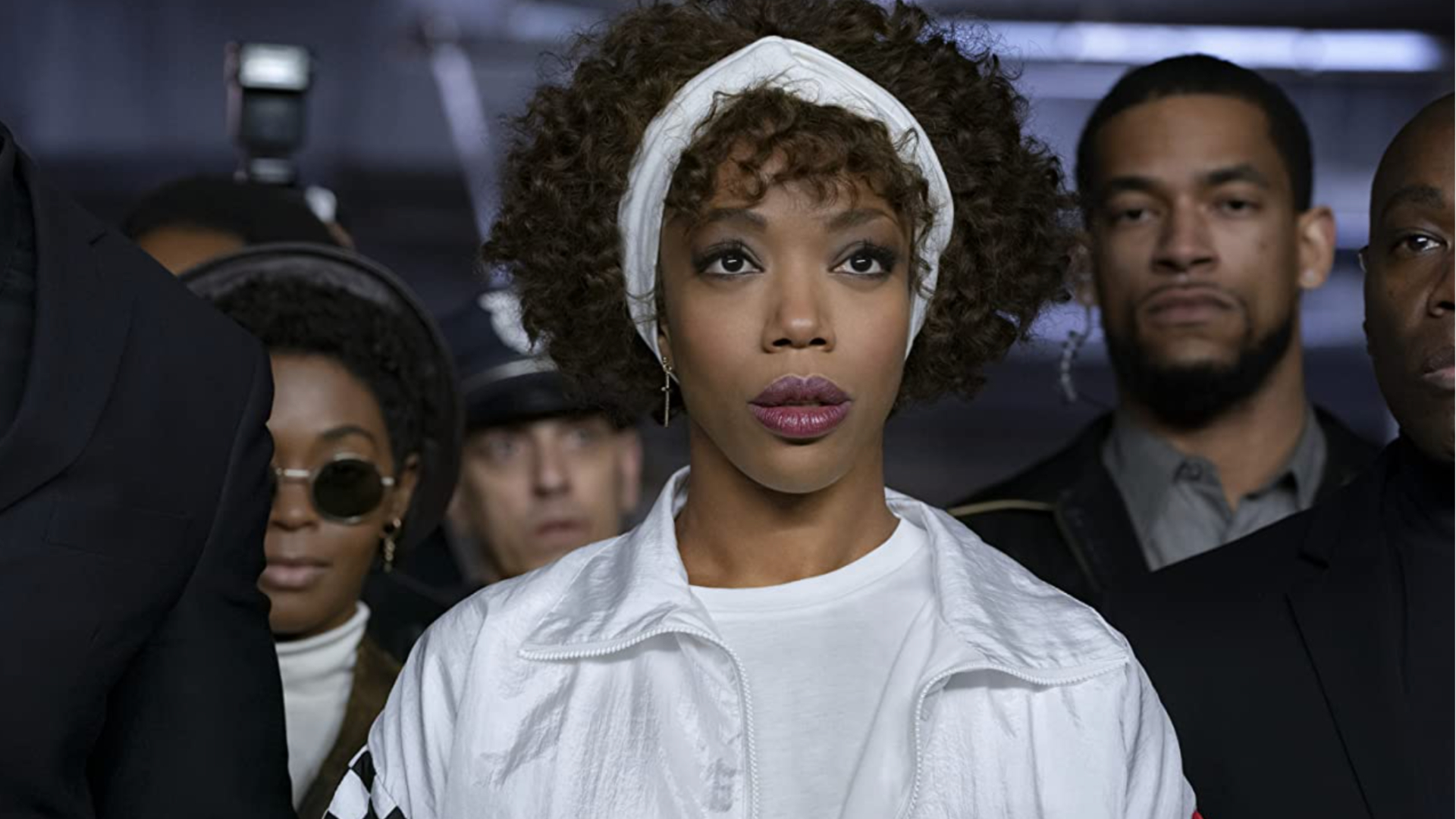 Naomi Ackie in „Ich will mit jemandem tanzen“.