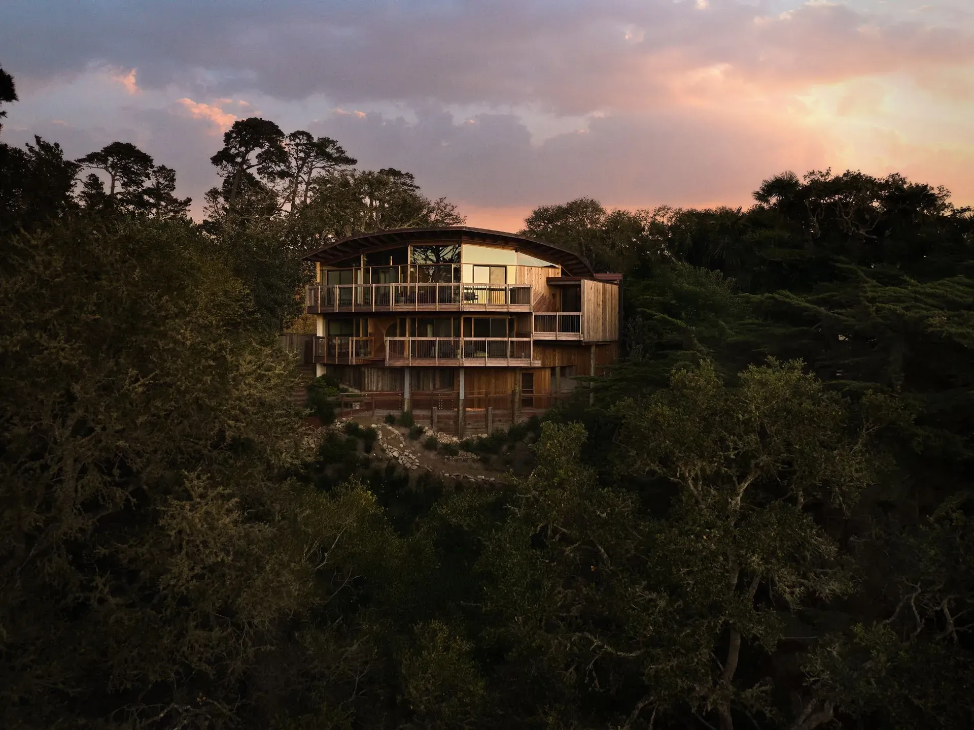 10 incredible houses that grabbed our attention this month