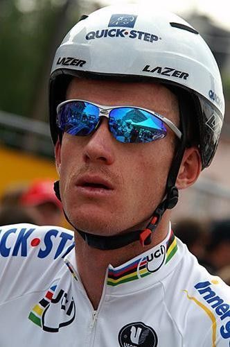Michael Rogers (Quickstep) sporting his World Champion's jersey, looks focussed before the tt
