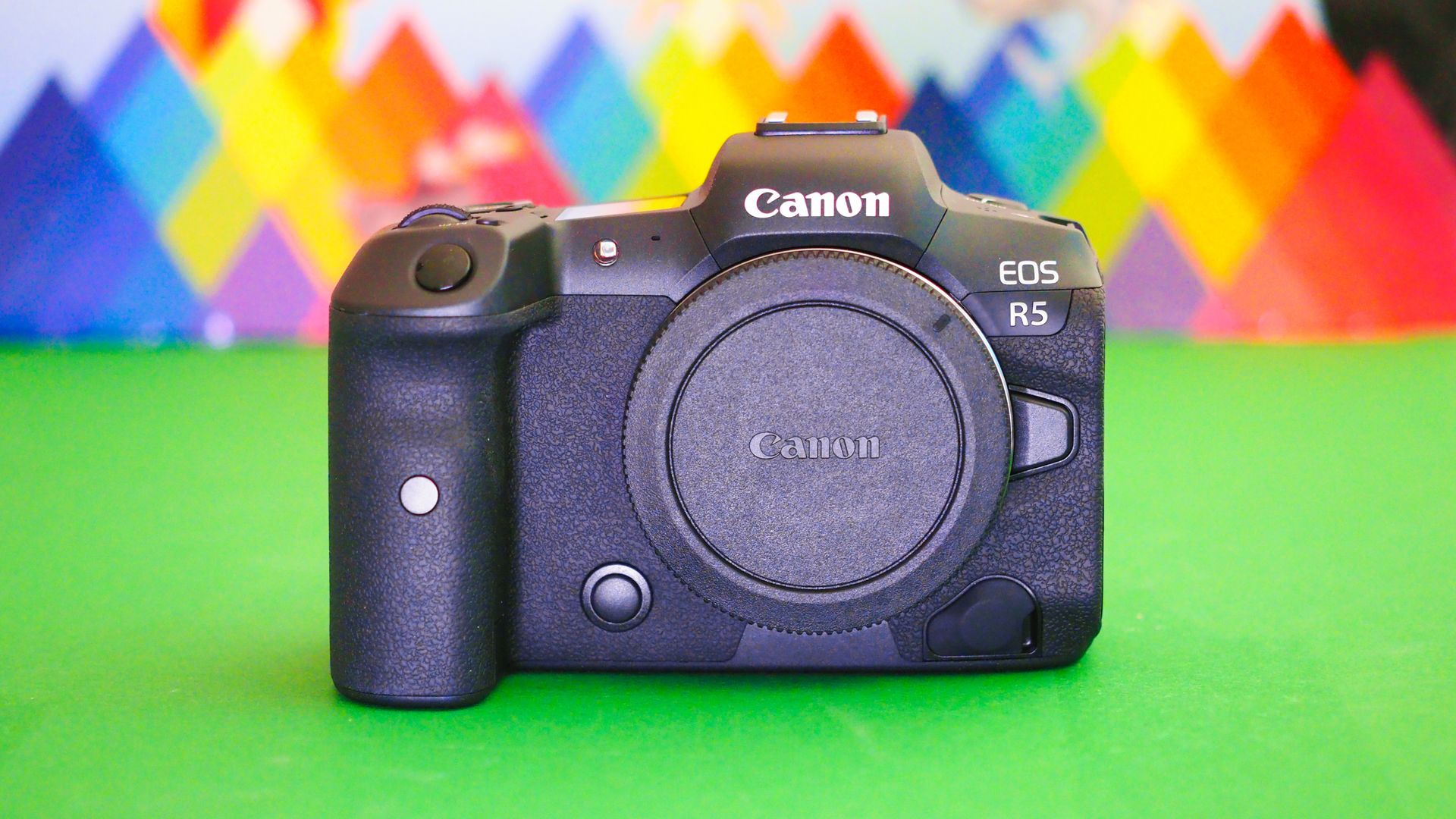 canon r5 made in japan