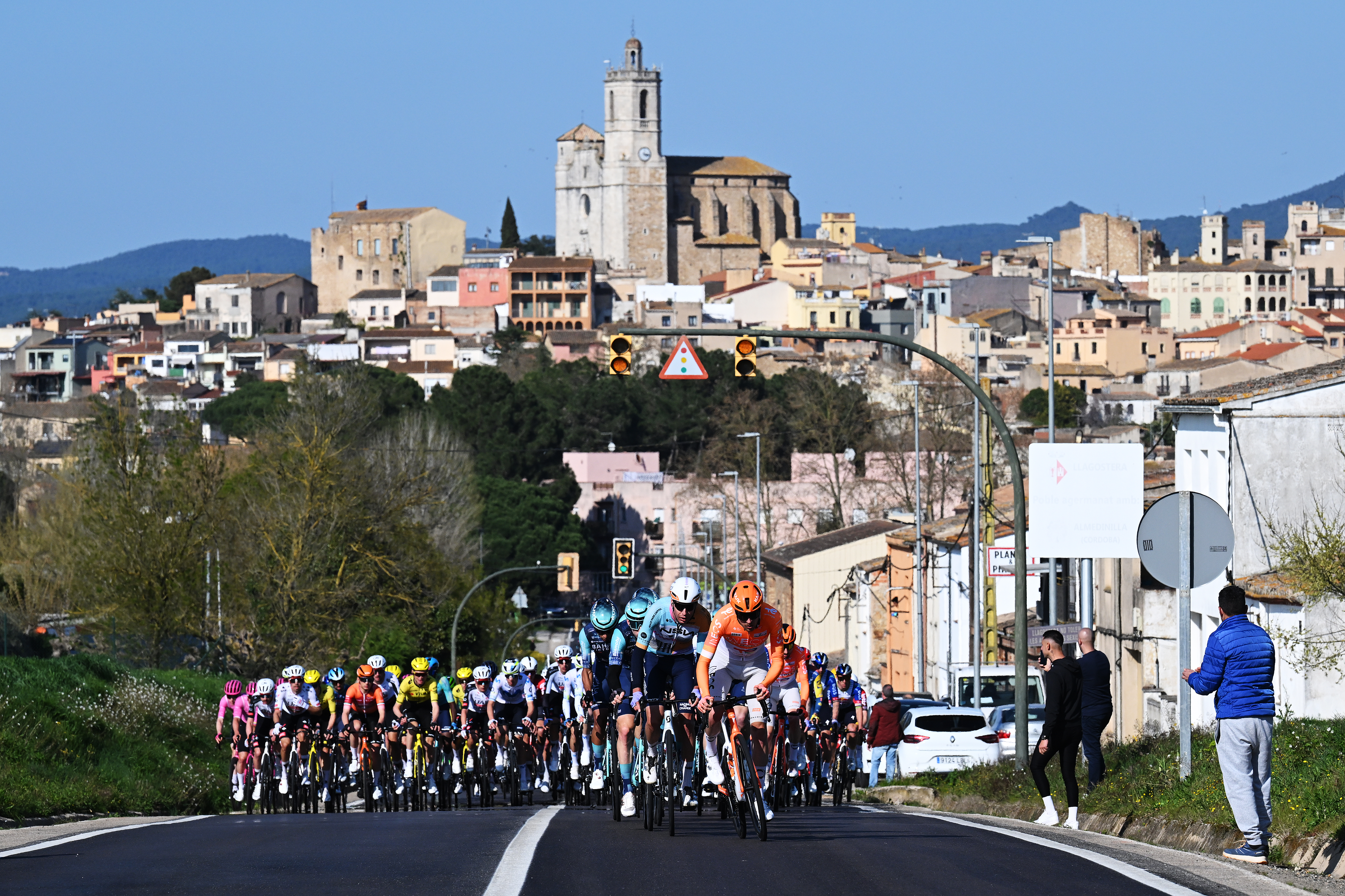 Volta a Catalunya stage 1 LIVE: UAE Team Emirates-XRG set a furious pace in peloton