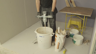 mixing plaster for skimming plasterboard