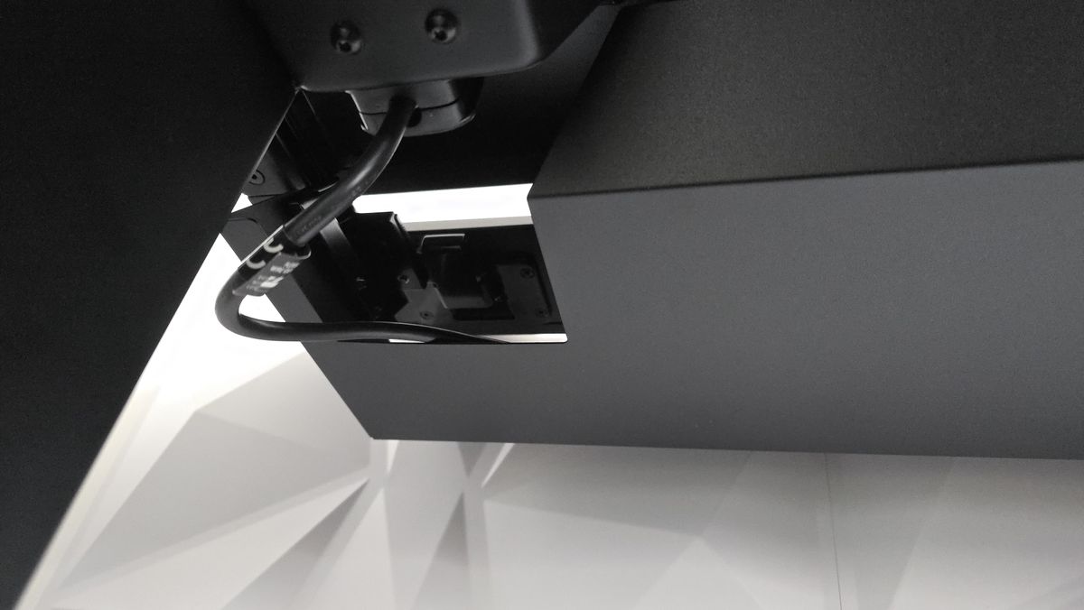 Secretlab MAGNUS Pro XL desk review
