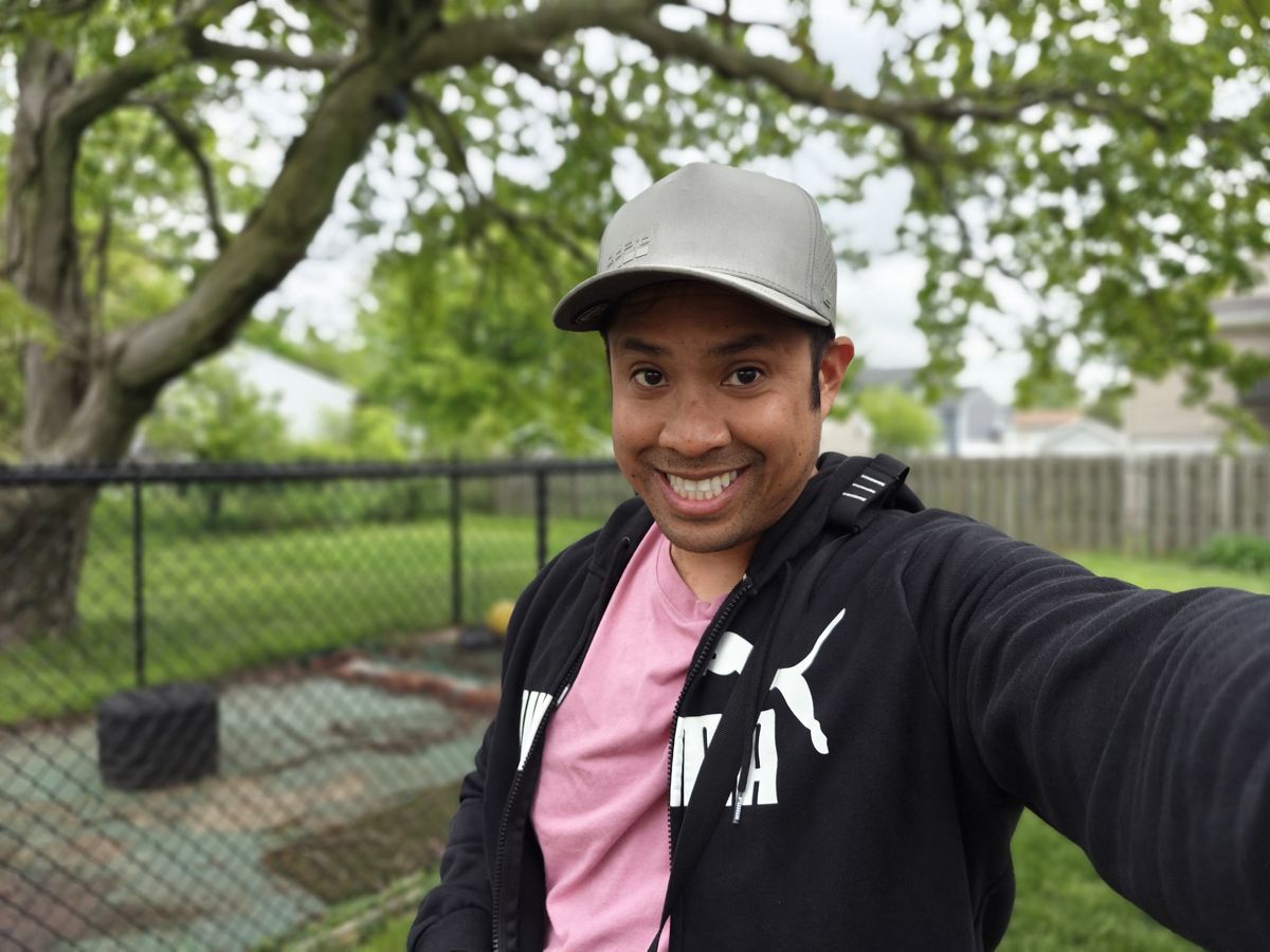OnePlus 12 portrait sample.