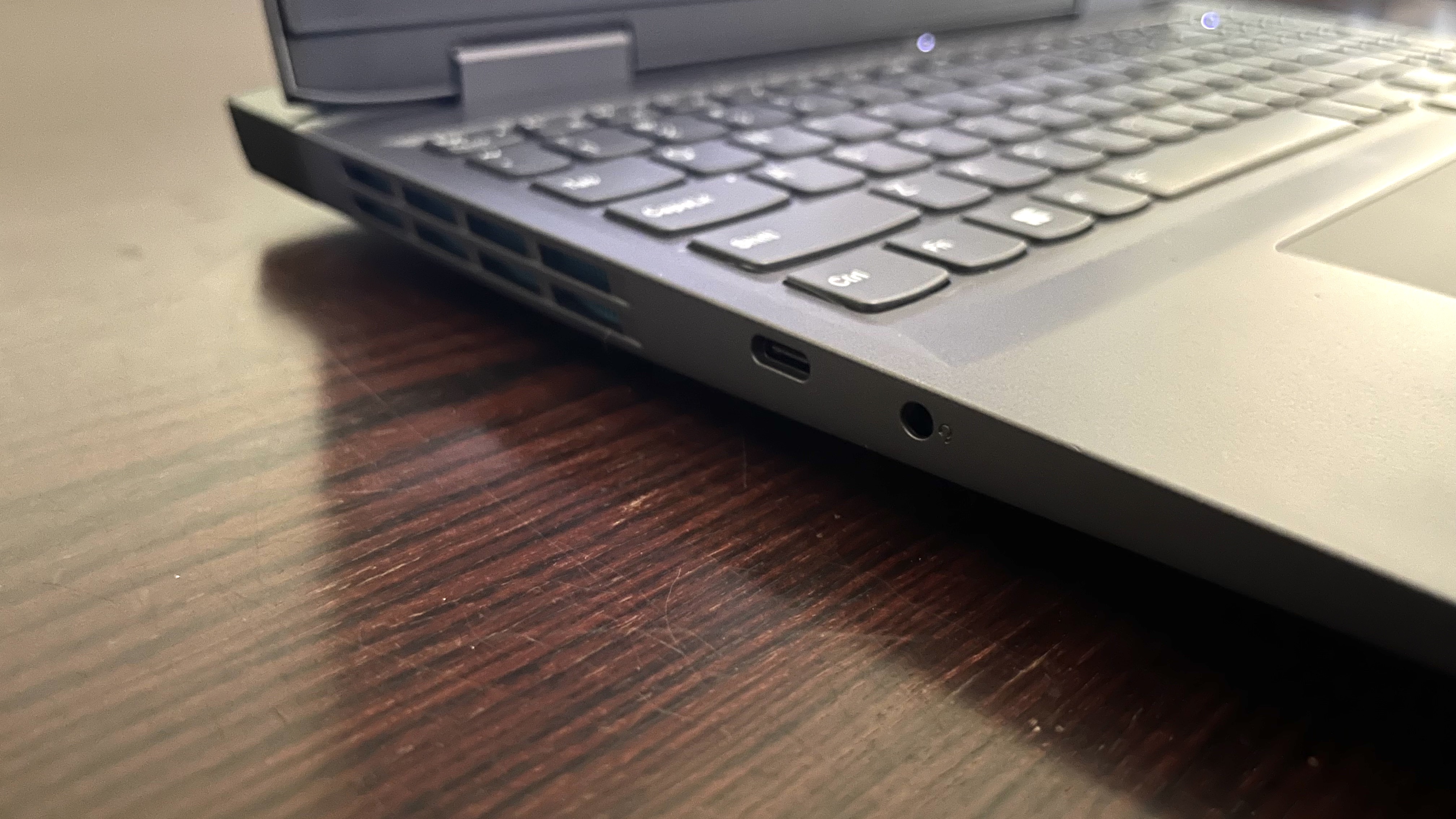 Lenovo LOQ 15