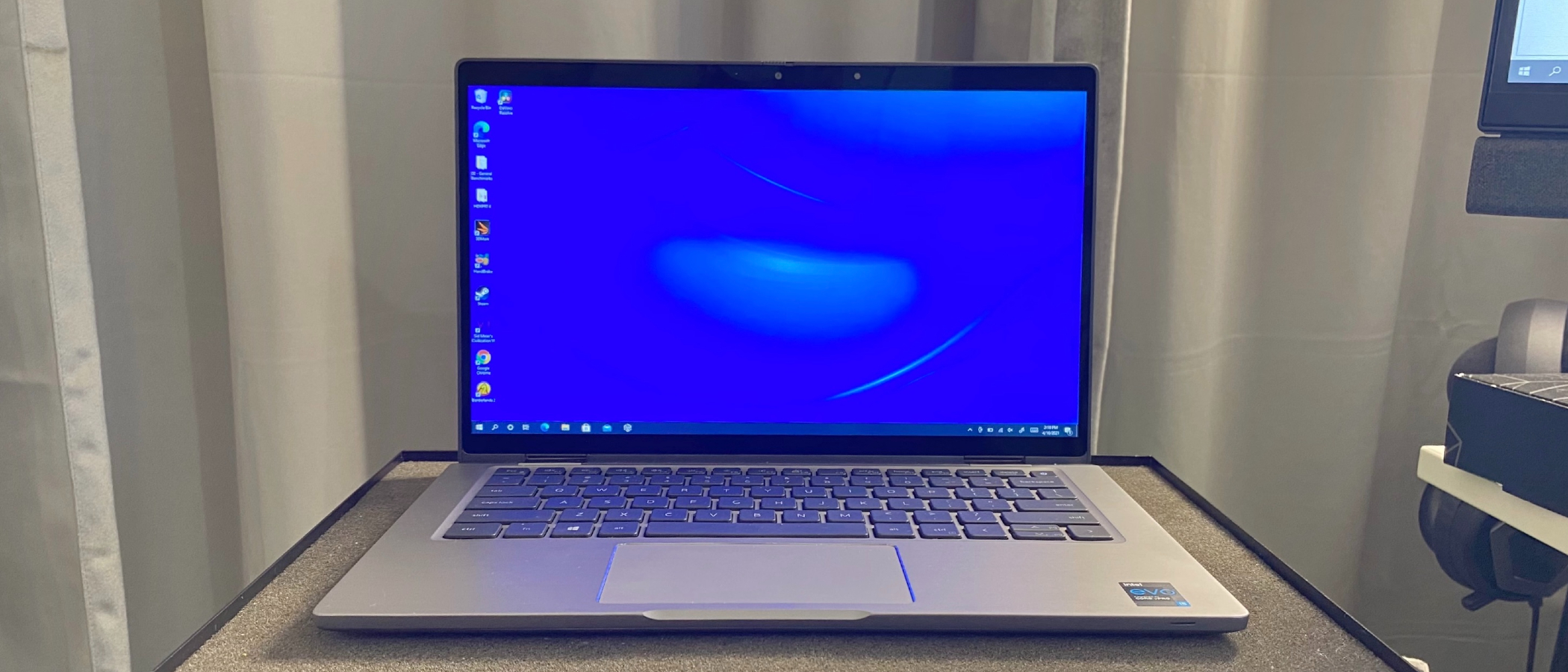 Dell Latitude 7320 2 In 1 Review Laptop Mag