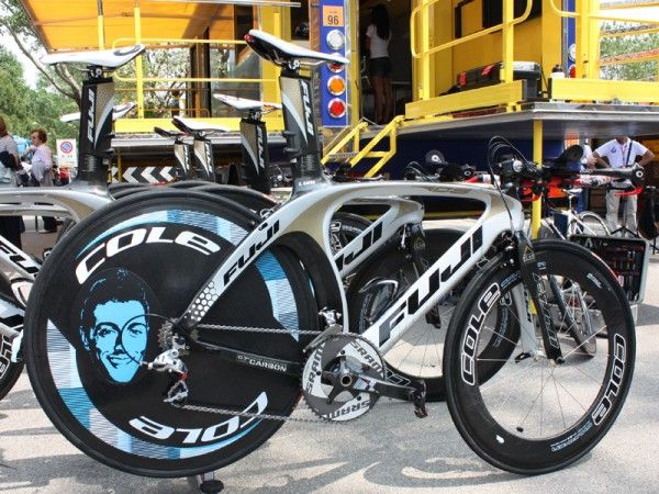 Fuji-Servetto riders piloted their rather flamboyant Fuji D-6 machines around Lido di Venezia but were unfortunately still the slowest on the day.