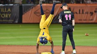 Baseball players from the Savannah Bananas