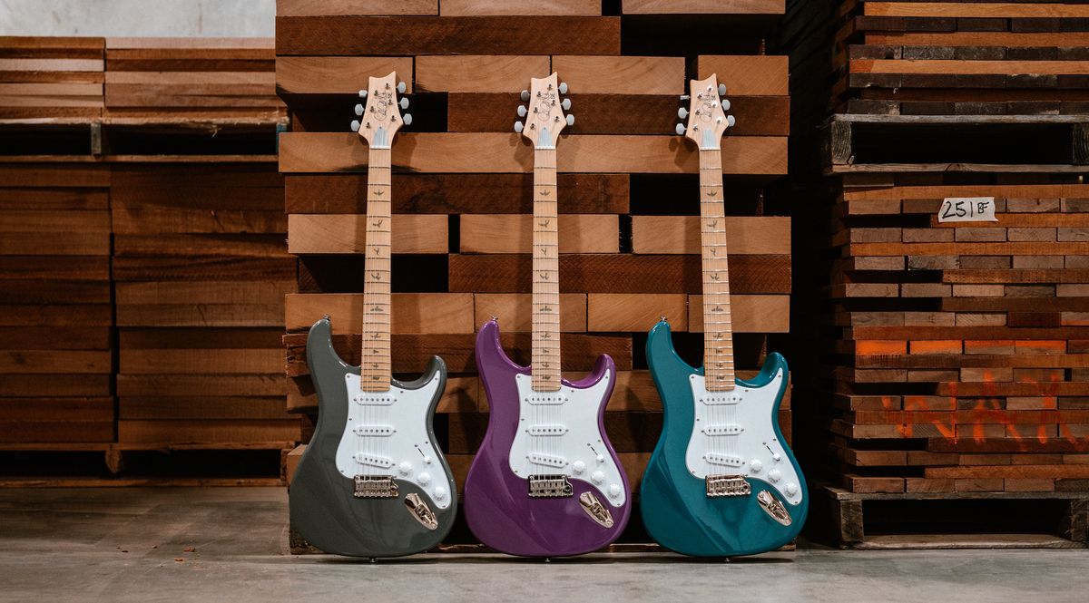 PRS&#039;s new lineup of SE Silver Sky Maple guitars