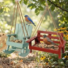 ALDI's Belavi furniture-style bird feeders visited by garden birds