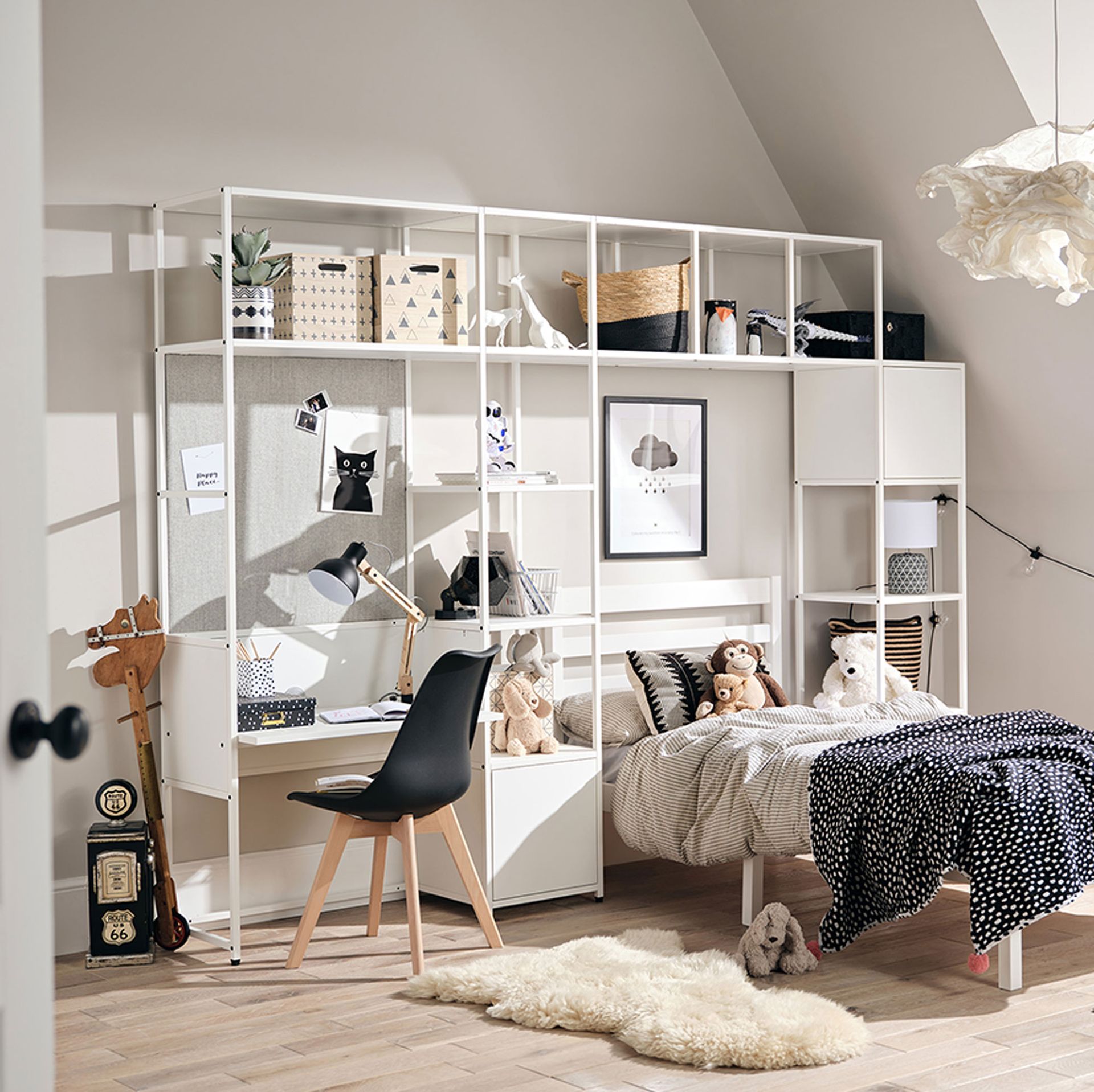 Teenage bedroom ideas with overbed storage