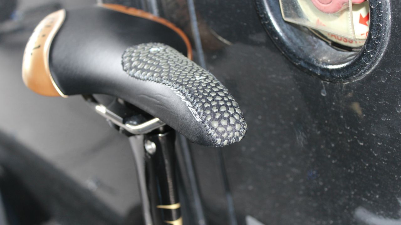 Fizik is supplying Team Sky with traction patches sewn onto the Antares saddles.