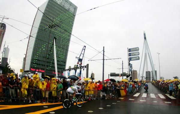 Even the buildings were into the Tour de France.