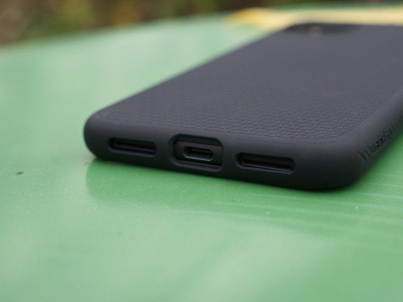 Pixel 4 XL with Spigen Liquid Air case