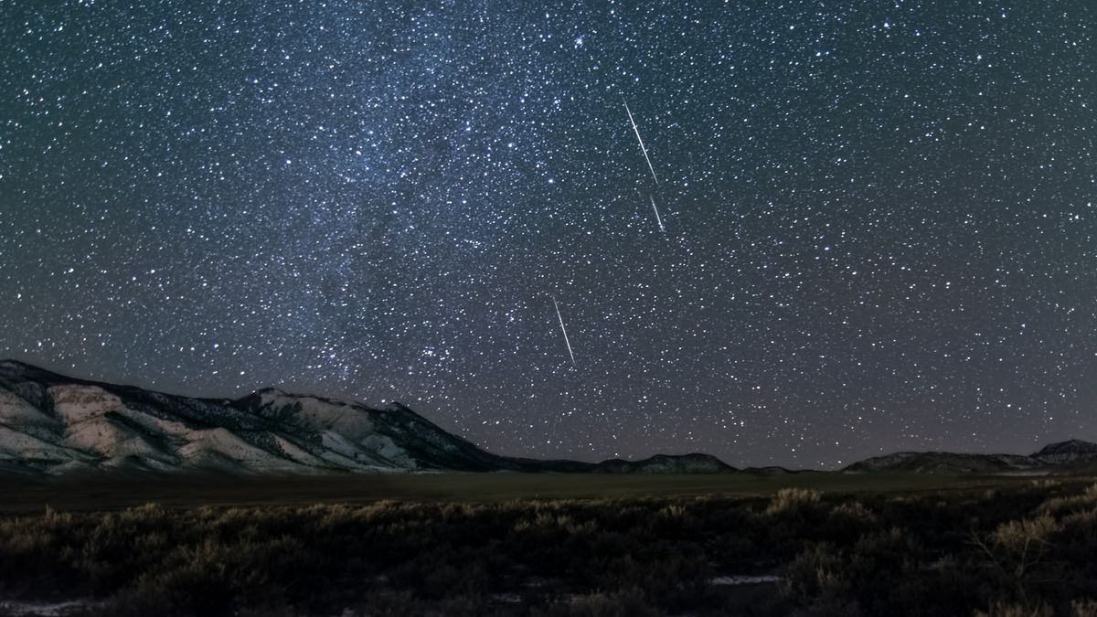 Geminid Meteor Shower Of 2023 Peaks Tonight. Watch It Live Online