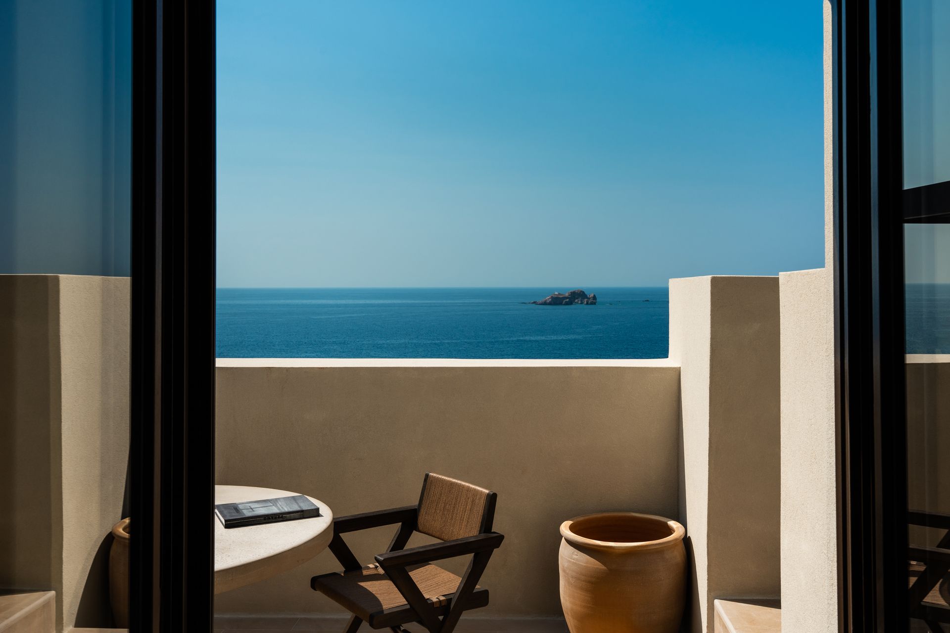Luura Paros