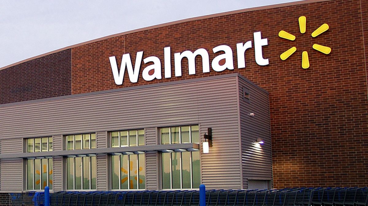 Walmart store sign as seen from the exterior 